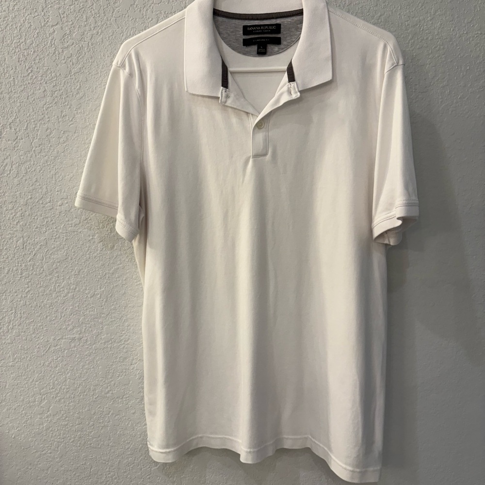 Banana Republic Men's white Polo Shirt, Luxury Touch, Standard Fit